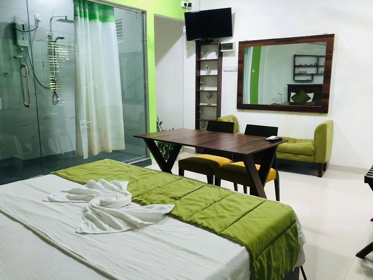 Wood Land Airport Residences Seeduwa